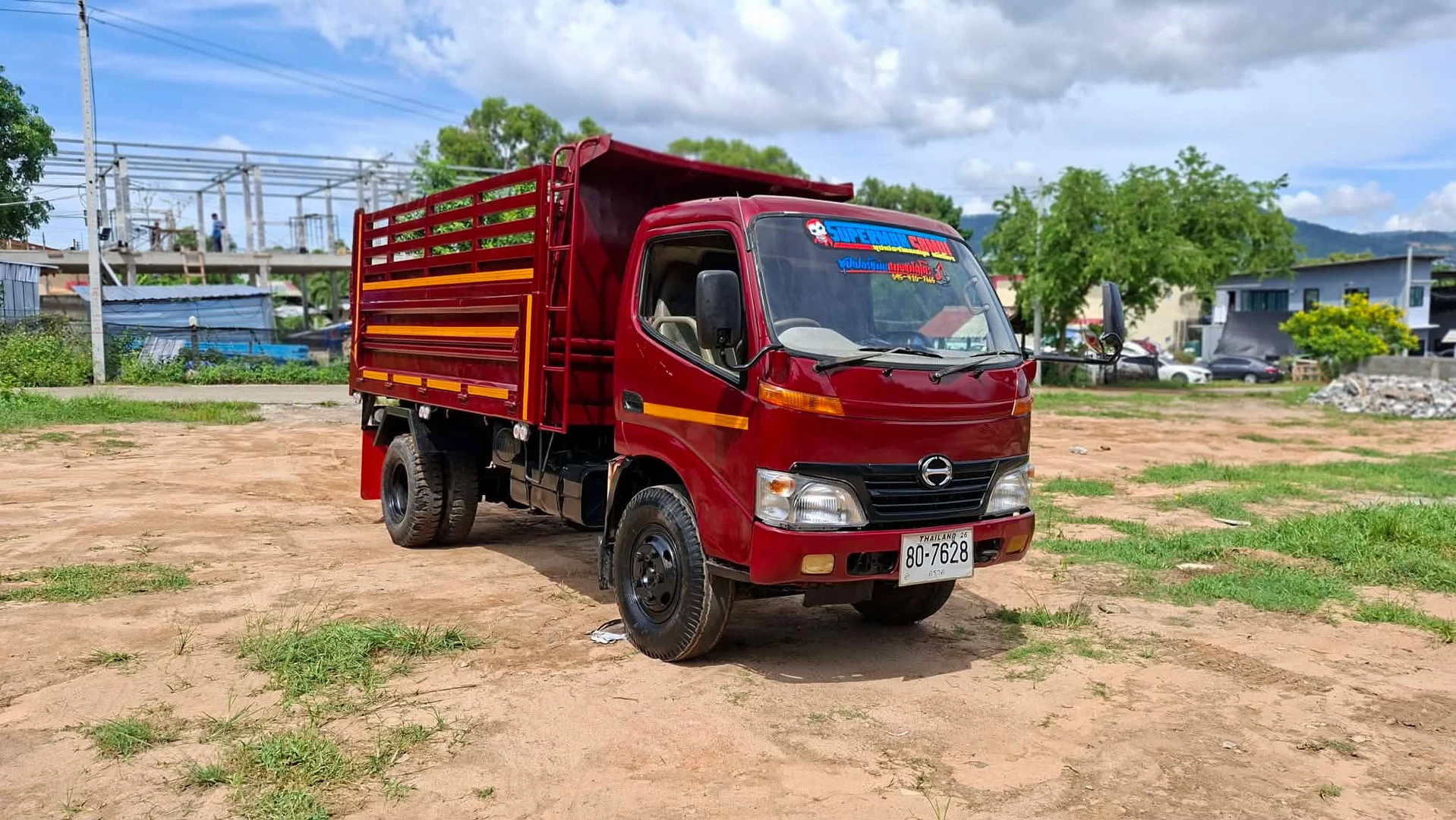 Hino 300