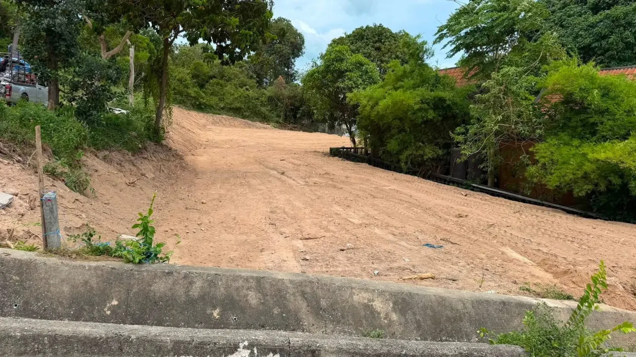 The same plot after leveling and backfill